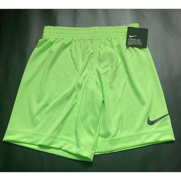 NWT Nike Athletic Set Boys Size 5 - Picture 3 of 3
